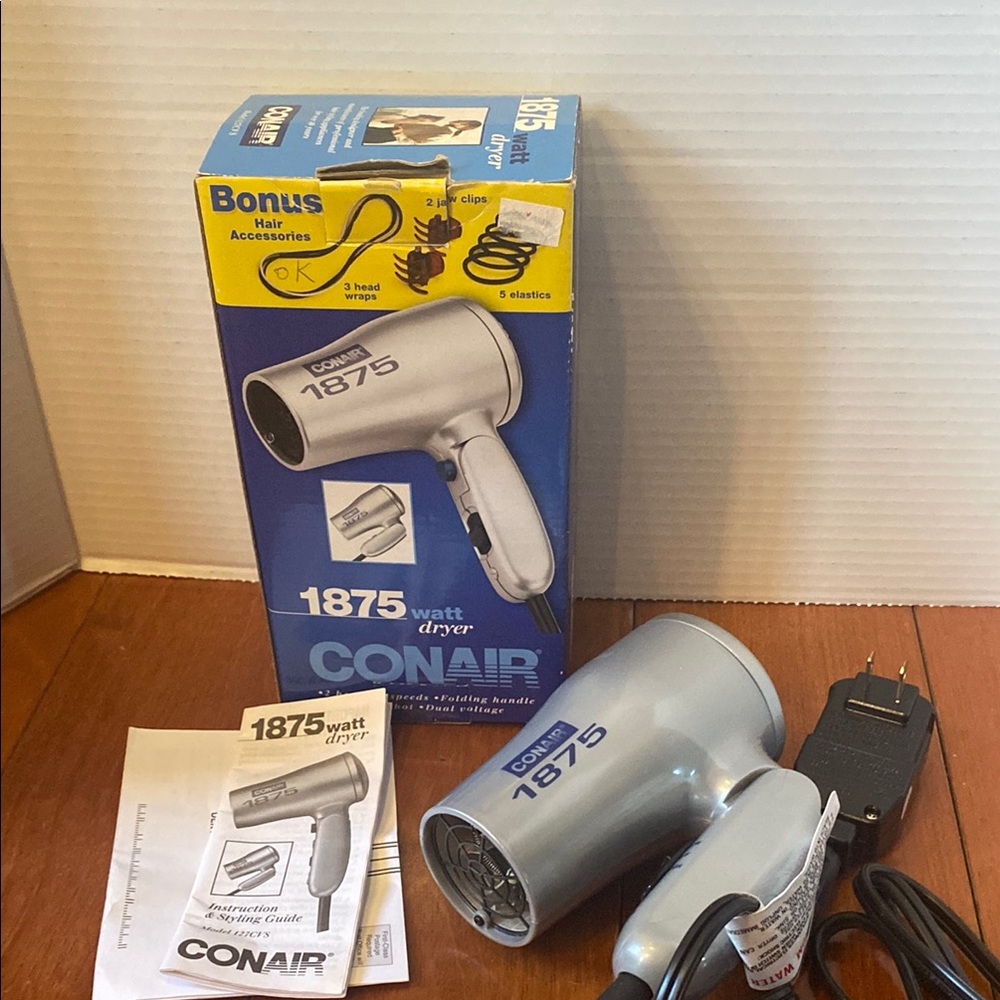 Conair 1875 Watt Hair Dryer in Silver compact folding travel works